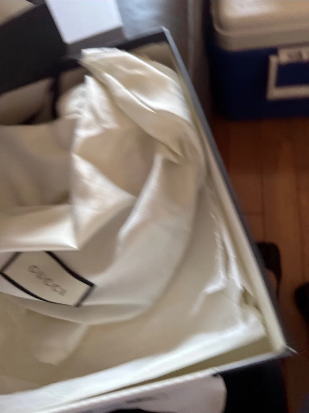 Gucci Black Shoe Box with White Label - Picture 4 of 7